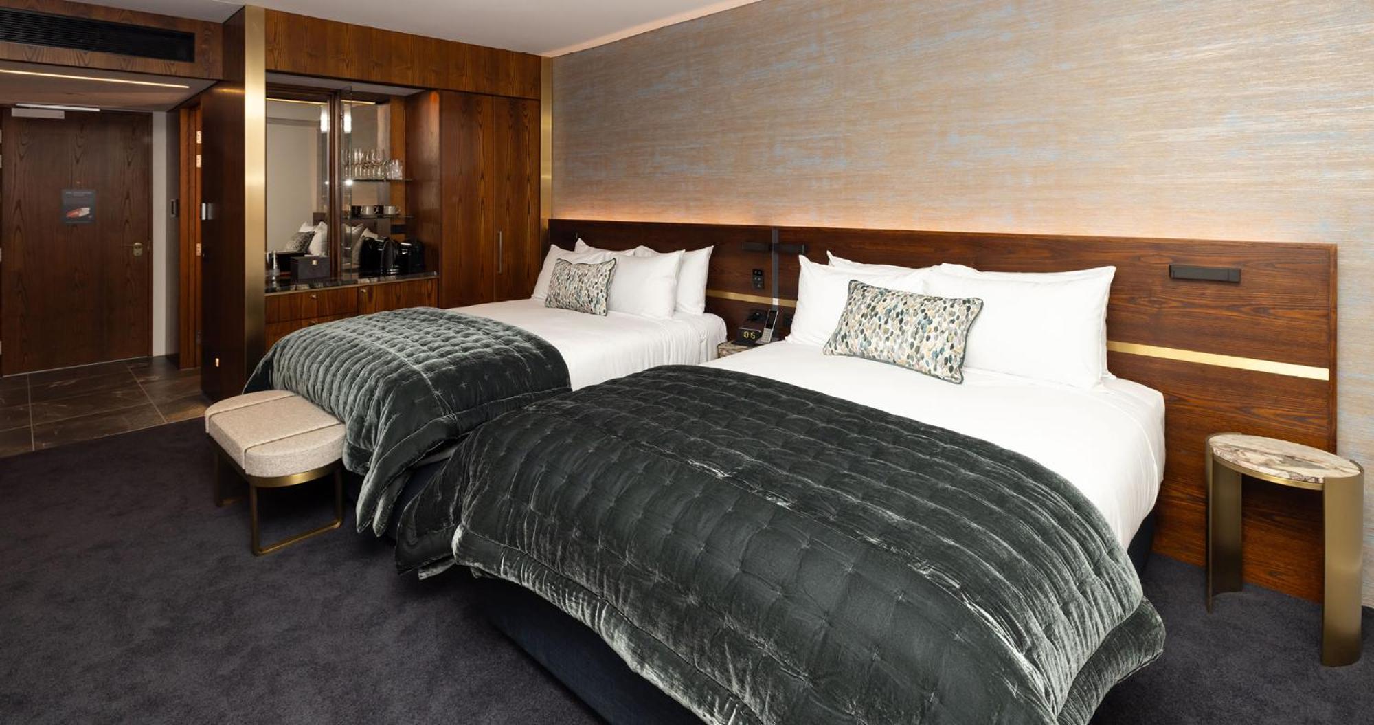 Horizon By Skycity Оукланд Екстериор снимка A bedroom at The Ivy Collection