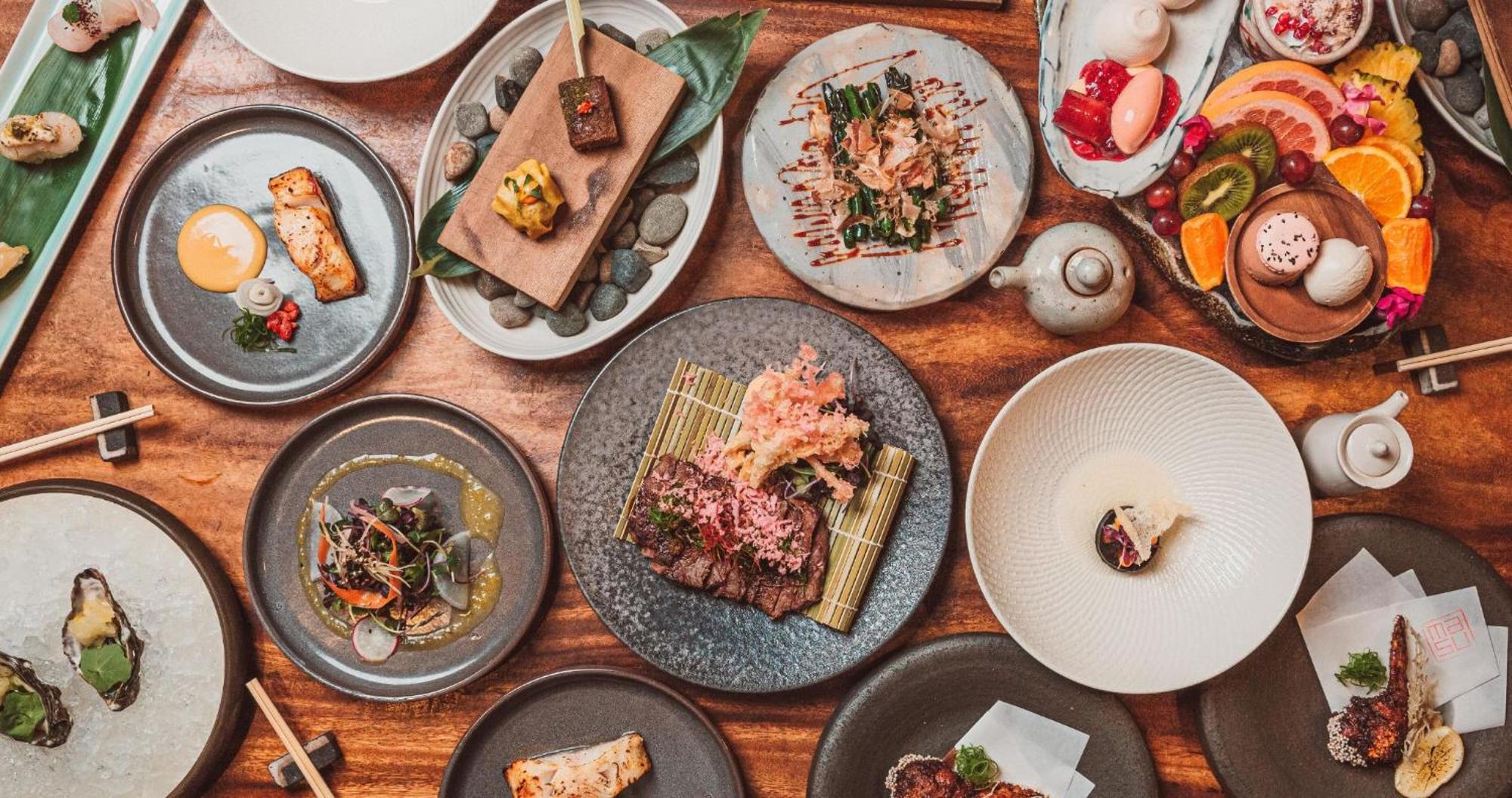 Horizon By Skycity Оукланд Екстериор снимка A selection of dishes at the restaurant
